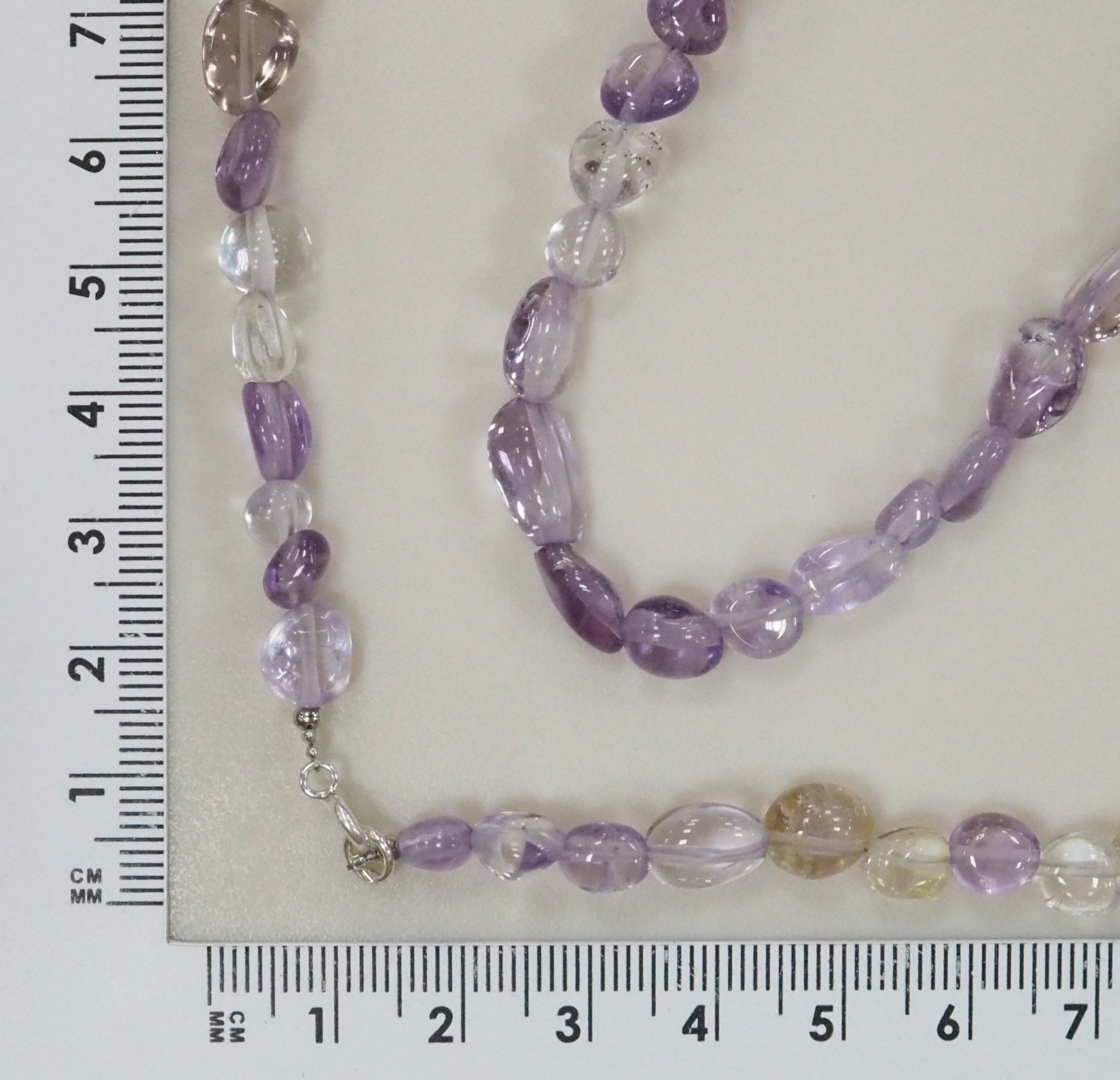 Бусы из аметрина